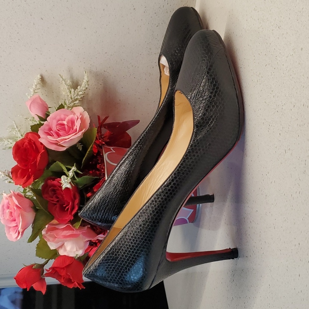 CHRISTIAN LOUBOUTIN Declic 90 Watersnake pumps (sz 9.5)
